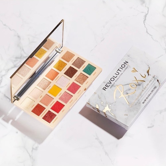 Roxi X Revolution Palette - Picture 6 of 8